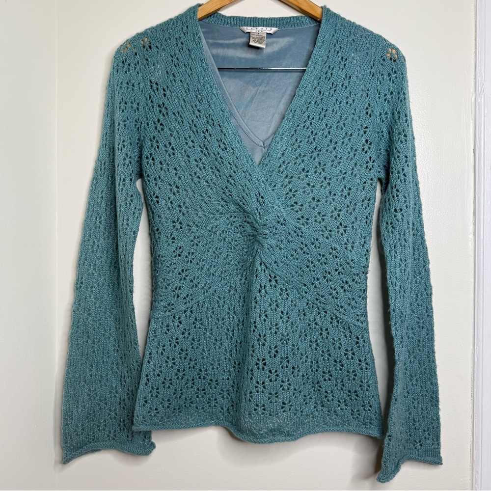 Vintage Y2K V neck Empire Sweater Bell Sleeves Women’s Sz Small Eyelet Pointelle